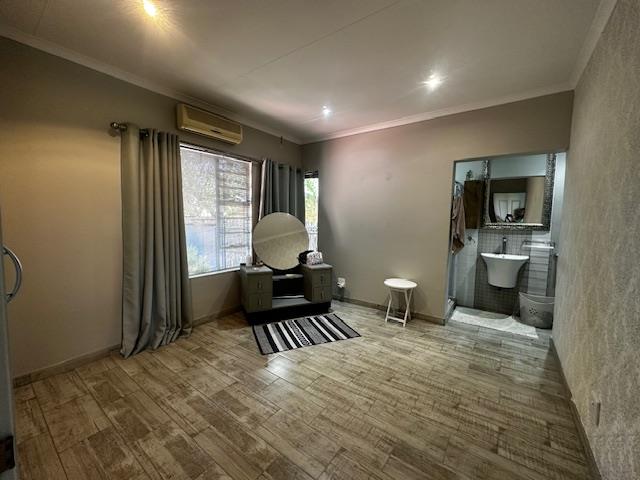 3 Bedroom Property for Sale in Pentagon Park Free State